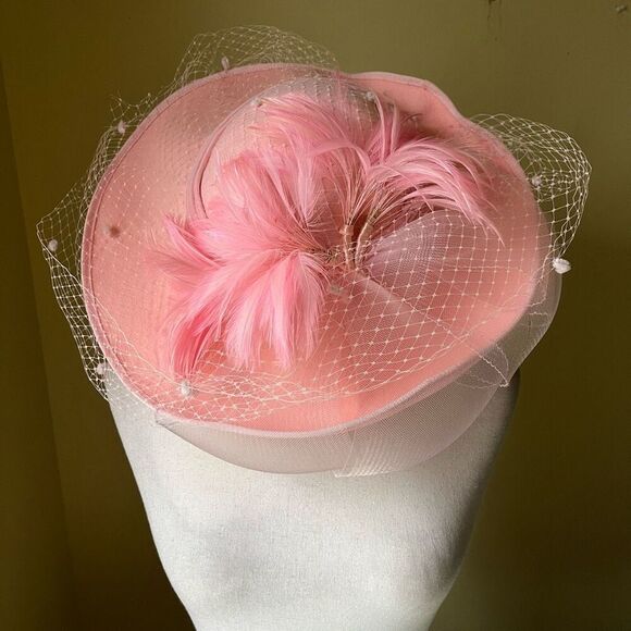 Vintage Pink Feathered Veiled Pillbox Hat main image 7